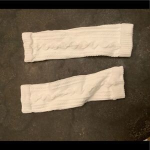 Infant girls cable sweater leg warmers cream ivory